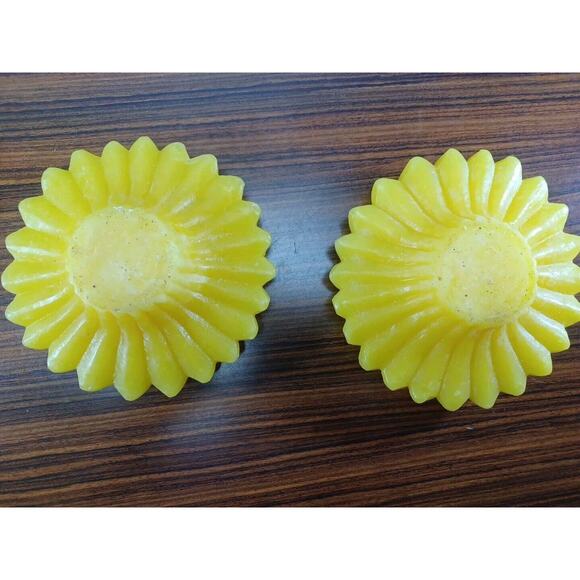 Sunflower Floating Candles Yellow Flowers Sunflower Lot Of 2 Approx 5 inch - Picture 5 of 7